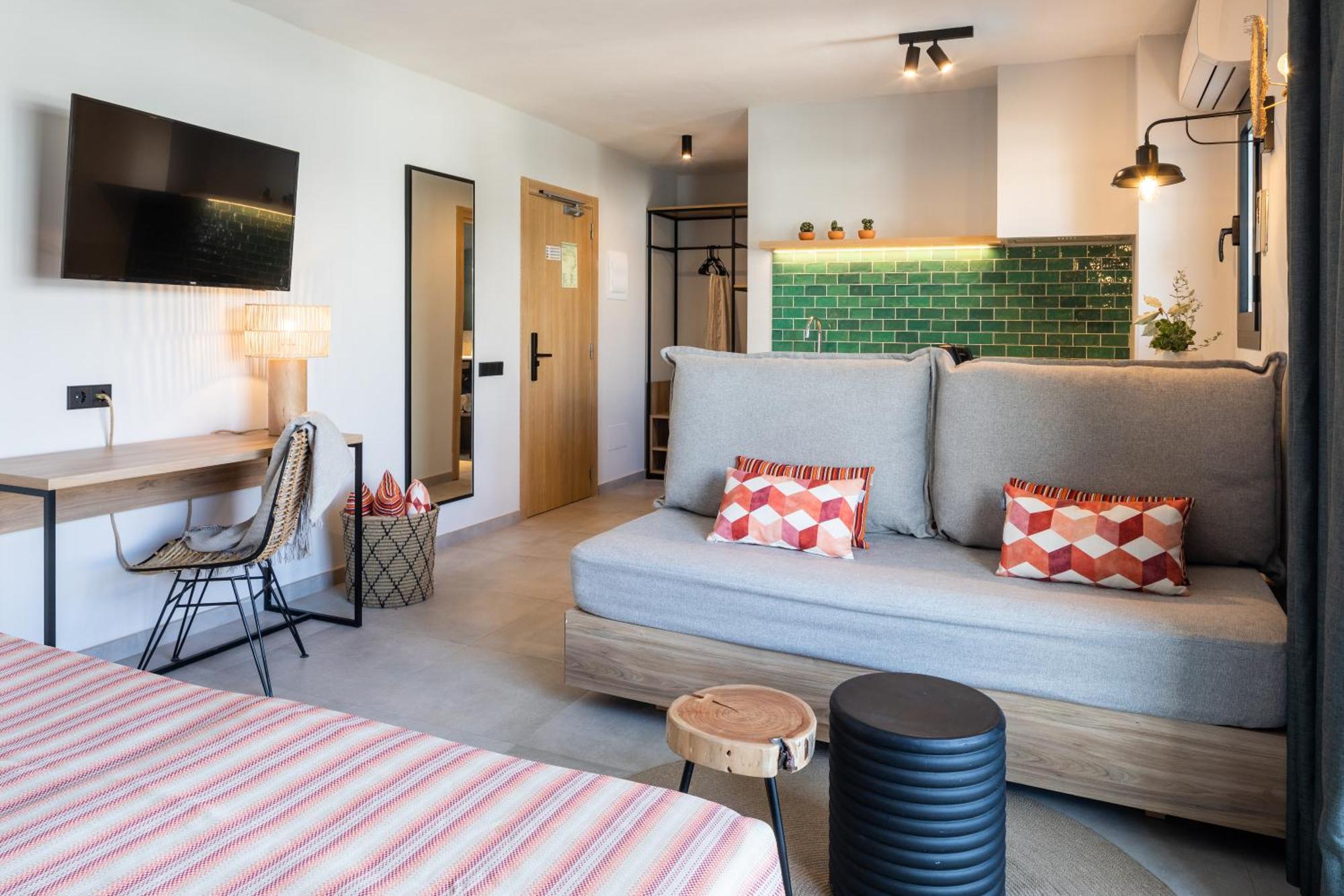 Aparthotel Casita Blanca - Adults Only San Antonio  Buitenkant foto